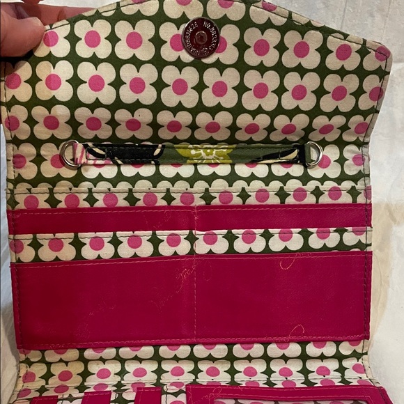 Lot of 2 Vera Bradley Clutch and Wristlet Set. Wallet and organizer. - Picture 5 of 8